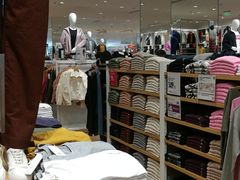 -优衣库(上海颛桥万达广场店)