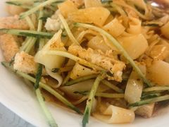 -汗腾格里·风味餐厅(新疆驻京办店)