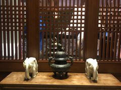 -八府香鸭·啫啫煲(华山路店)