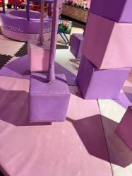 -卡通尼乐园(绿地缤纷城店)