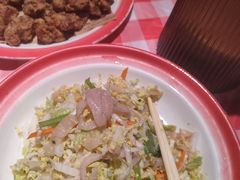 -五四MALL美食广场