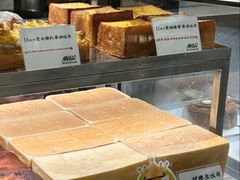 -君之狮子山·轻糖烘焙(松江印象城店)