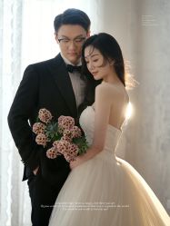 -雪中彩影婚纱摄影·微光艺术中心