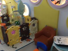 -极橙儿童齿科矫正中心(奥城店)