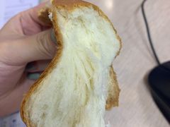 -白玉兰食品甜凤店(合生汇店)