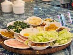 -桥香园云南过桥米线(金马碧鸡店)