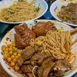 成都也吃到狂飙强哥同款猪脚面！太香了啊啊