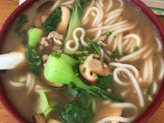 -牛八宝桂林米粉(八里庄店)