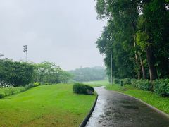 -麓湖高尔夫球俱乐部