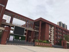 -南昌市育新学校(九龙湖新城分校)