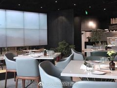 大堂-半山腰·云南菜(侨福芳草地店)