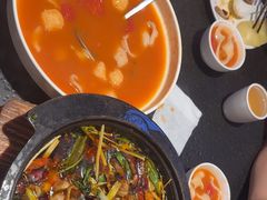 -万重锦·人文川菜馆(骡马市店)