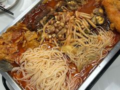 -在巷子里的烤肉店·螺蛳粉烤鱼·牛蛙(和美城店)