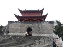 -巴陵广场