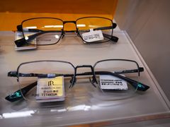 -宝视达眼镜(美中城店)