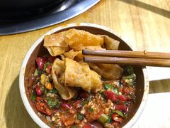 -灌县老妈砂锅串串香(万科红生活广场店)