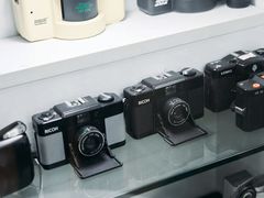 -星光摄影器材城