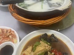 -天乐农家鱼头王(天目湖店)