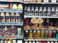 -711便利店(万柳中路店)