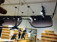 -罗伯特眼镜·蔡司官方授权(罗湖国贸店)