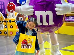 -m豆巧克力世界(上海世茂广场店)