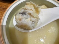 金汤黄鱼馄饨-蟹黄鱼·深夜面馆(巨鹿路店)