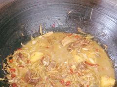 -哈尔滨东北铁锅炖(都督街店)