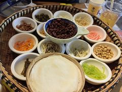 -包整·丝娃娃(一览甲秀楼风景店)