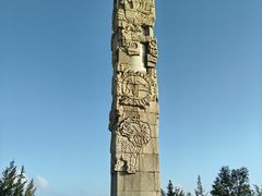 -亚龙湾中心广场