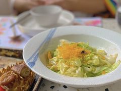 咸蛋黄包心菜配蝴蝶兰-素描餐厅(灵隐天竺店)