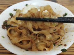 油泼肉酱面-小二面店