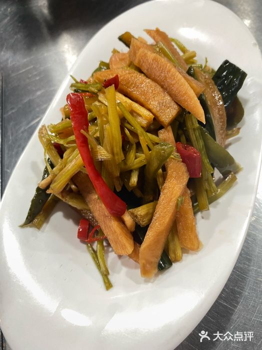 张记烤羊腿(北花园店)菜根香图片