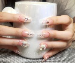 -唇印象·美甲美睫