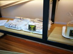 -韩国利尔面包(桂林路店)