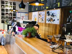 -ZING COFFEE 镜咖啡