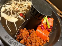 -晓宇重庆火锅(西安荟聚店)