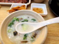 -正東记港味烧腊餐室(天鹅湖银泰城店)