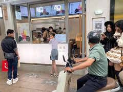 -喜茶(上海淮海中路渔阳里店)