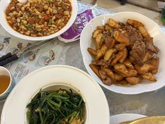 -汗腾格里·风味餐厅(新疆驻京办店)