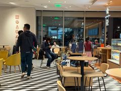 -星巴克臻选(莘庄仲盛店)