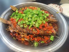 招牌臭鳜鱼-潇湘阁(望京SOHO店)