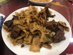 -壹阁胡羊焖饼(特色小吃街店)