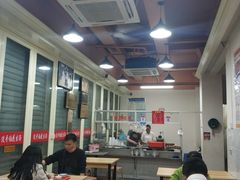 大堂-没牙伯花生汤店(老药洲店)