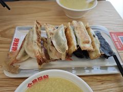 -众品老方子锅贴甜沫(李村店)