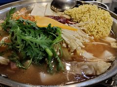 部队火锅-富乐满韩国正宗炸鸡韩国料理(虹泉路店)