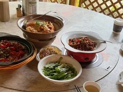 -湘力力小院·鱼汤泡饭(枫林路店)