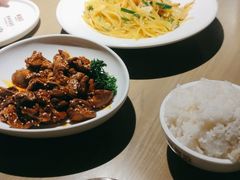-前海沿·青岛菜(李沧万达店)