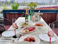 -MONICH牛排融合餐厅(和义大道购物中心店)