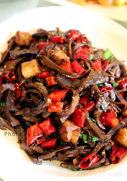 井冈山烟笋烧肉