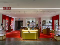 -文艺复兴百货(米兰大教堂广场店)